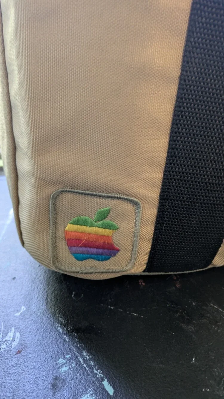 Vintage 1984 Apple Macintosh Computer Travel Bag Tote Carry Case Rainbow Logo